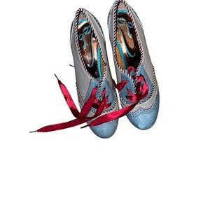 Poetic Licence Leather Gray and Blue  Women's Shoes Size 39 1/2